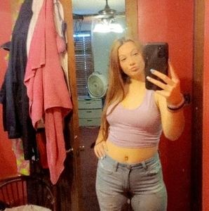 Meet your Posher, Bethany